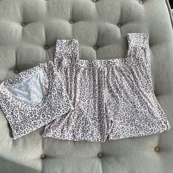Nordstrom Pajama Set Animal Print Mocha Pink￼ Long Sleeve L - Picture 3 of 8